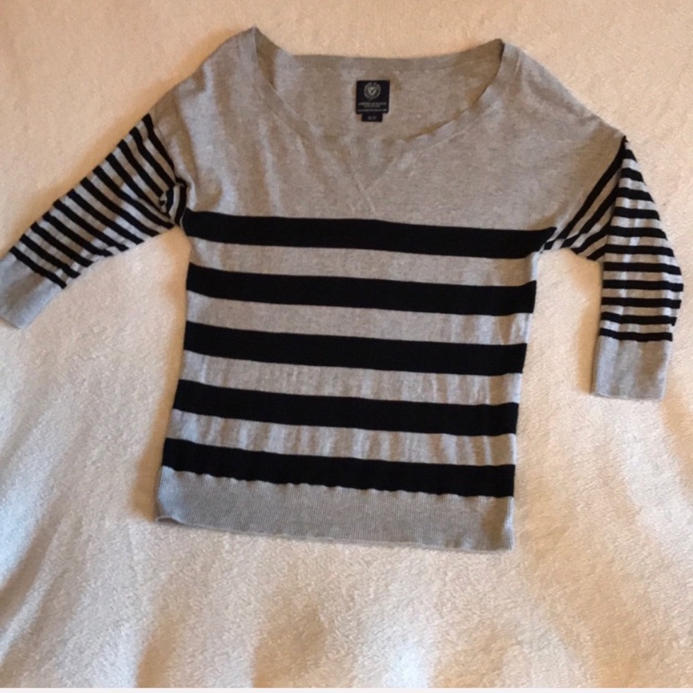 American Eagle Scoop neck Top